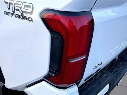 New 2026 Toyota Tacoma TRD Off-Road AWD/4WD image 14