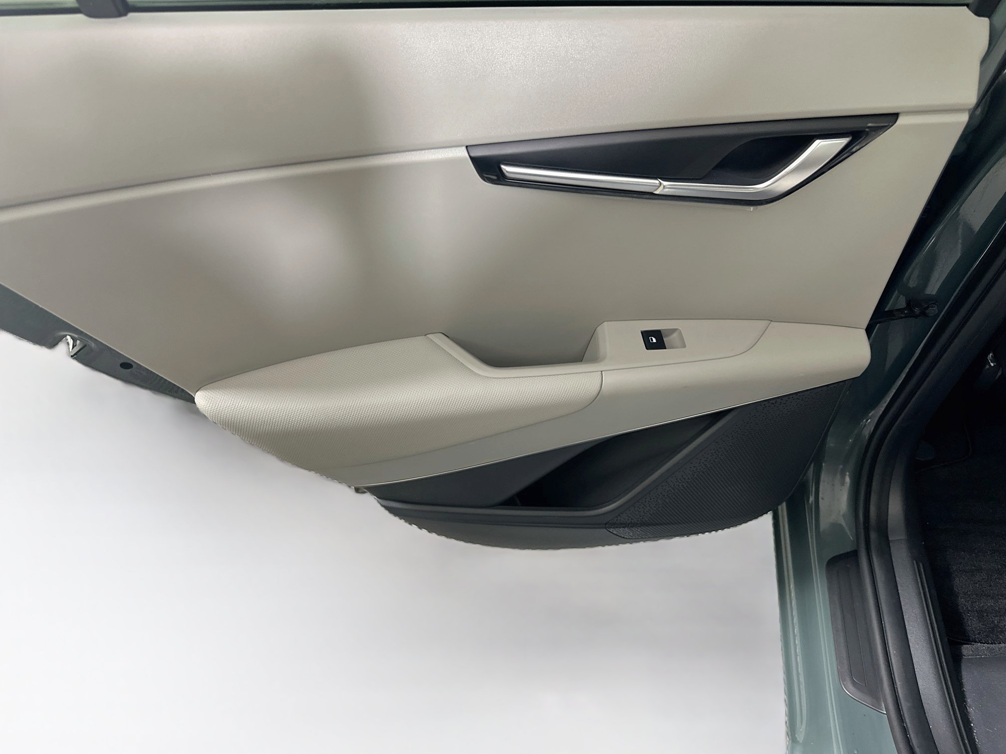 Used 2023 Kia Niro Wind FWD image 25