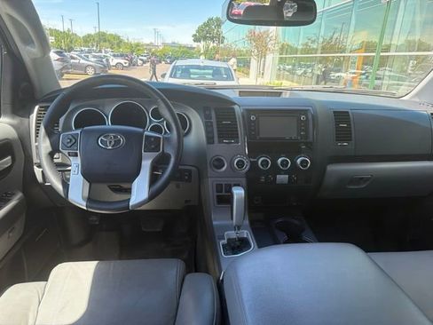 Used 2016 Toyota Sequoia Limited AWD/4WD image 10