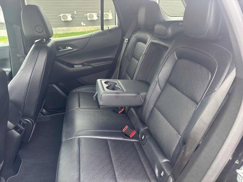 Used 2025 Chevrolet Equinox LT w/ Convenience Package II image 23