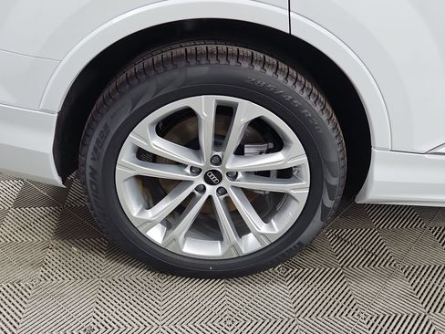 New 2026 Audi Q7 3.0T Premium Plus AWD/4WD image 10