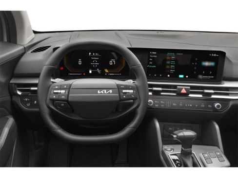 Used 2026 Kia Sportage EX AWD/4WD image 9