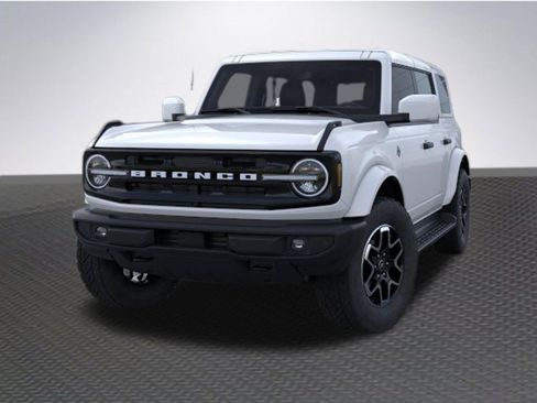 New 2026 Ford Bronco Outer Banks AWD/4WD image 2