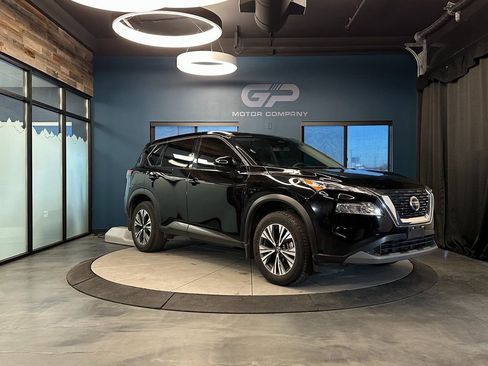 Used 2021 Nissan Rogue SV AWD/4WD image 1