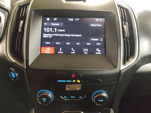 Used 2019 Ford Edge SEL w/ Equipment Group 201A FWD image 25