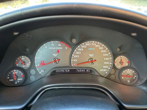 Used 2002 Chevrolet Corvette Convertible w/ Preferred Equipment Group2 image 18