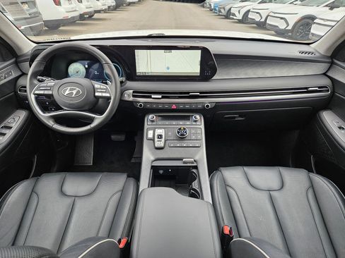 Used 2025 Hyundai Palisade Limited AWD/4WD image 29