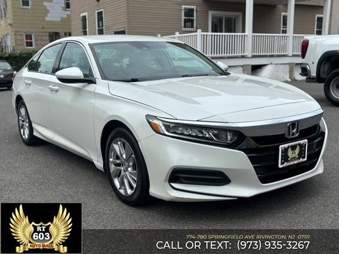 Used 2018 Honda Accord LX image 3