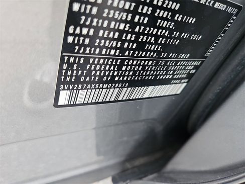 Used 2024 Volkswagen Tiguan Wolfsburg Edition image 14