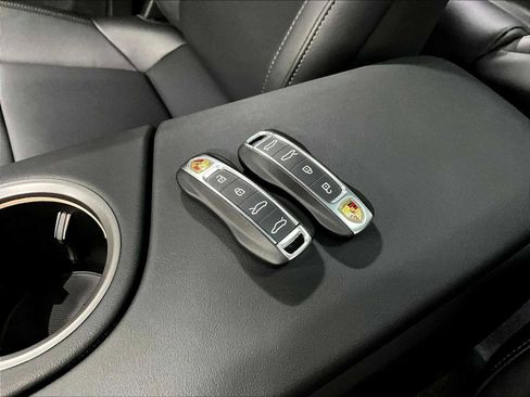 Used 2026 Porsche Taycan RWD image 37