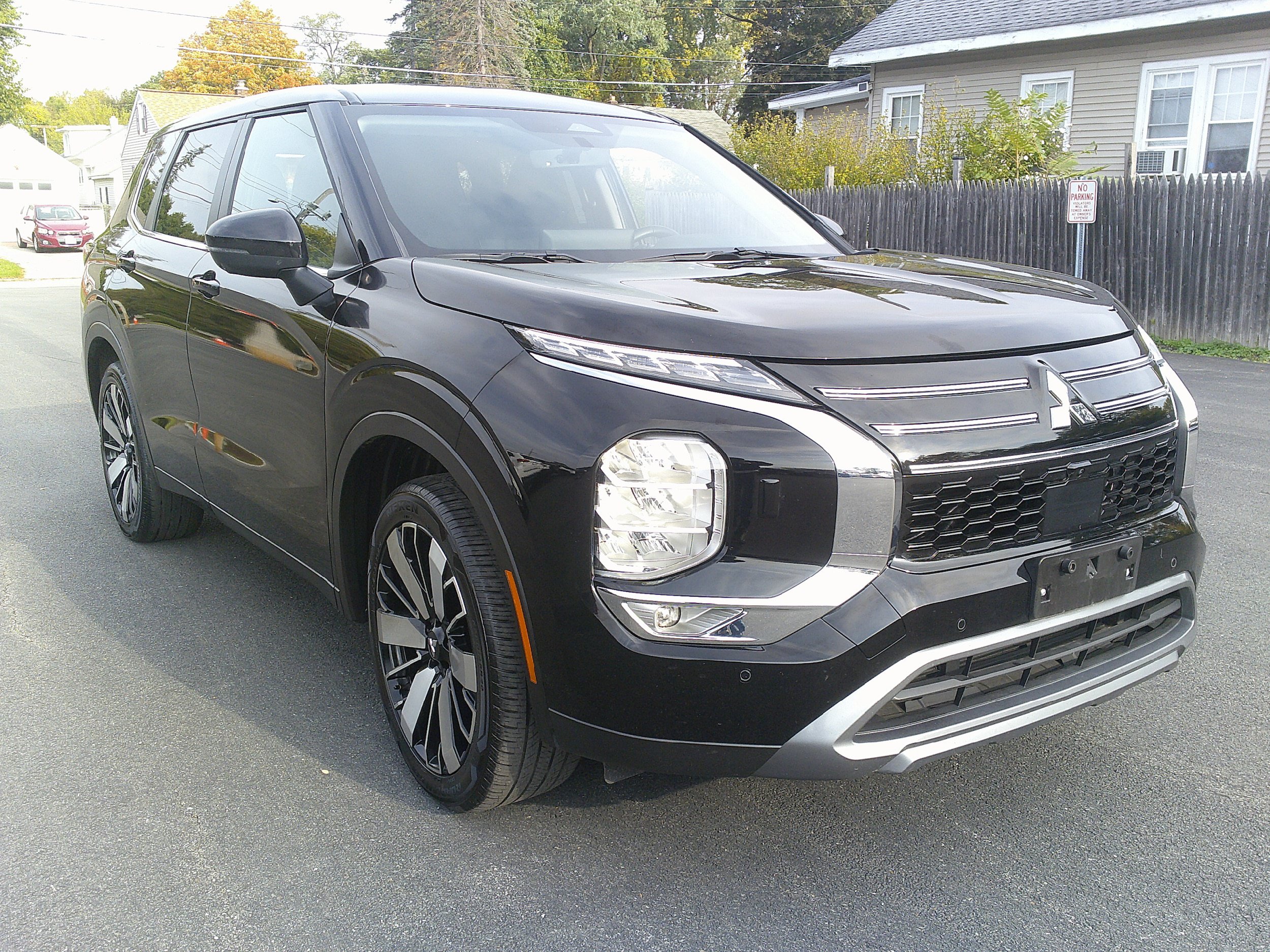 Used 2025 Mitsubishi Outlander SE AWD/4WD image 8