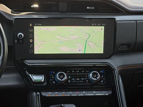 Certified 2023 GMC Sierra 1500 AT4 w/ Technology Package AWD/4WD image 39