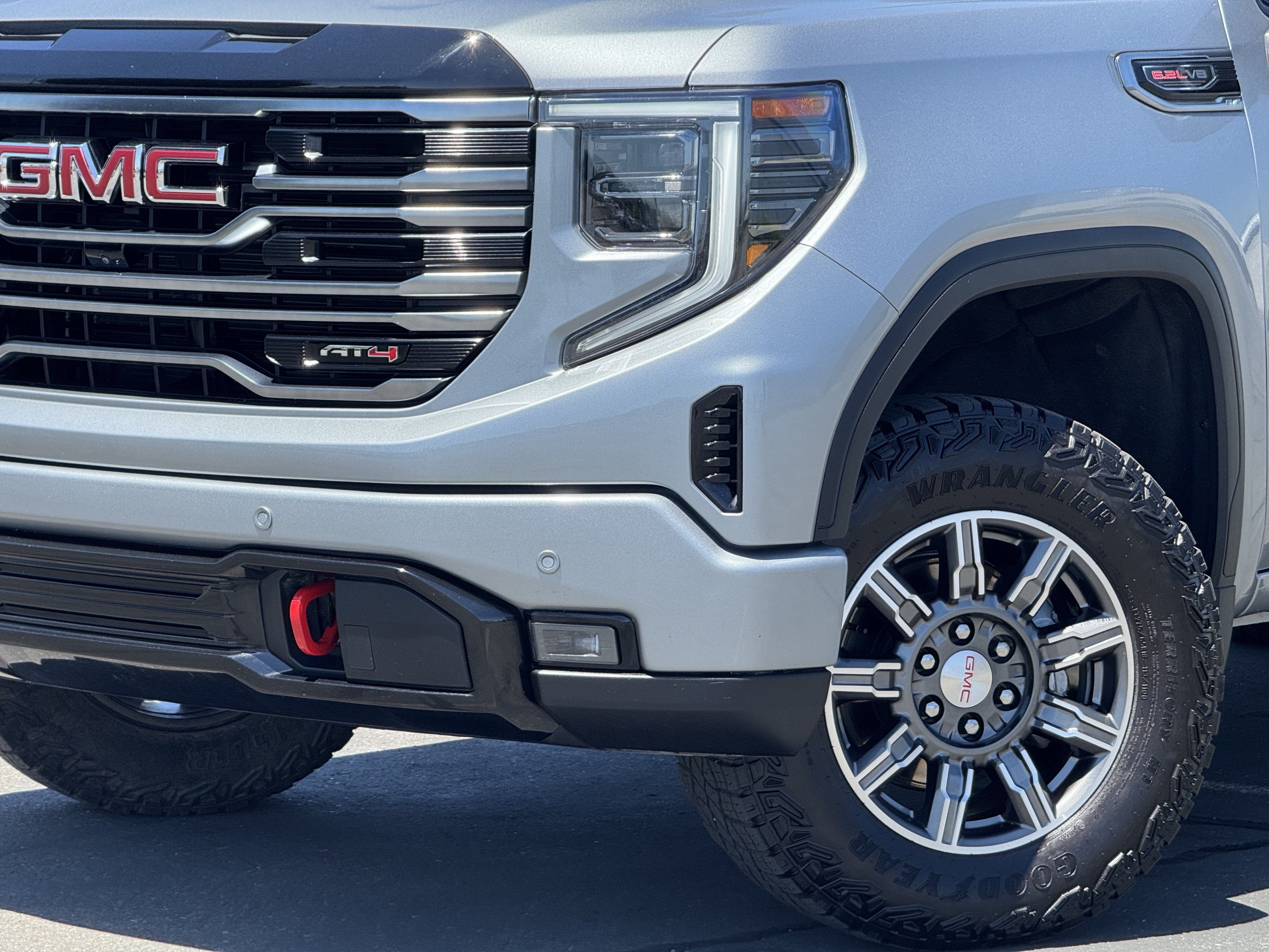 Certified 2025 GMC Sierra 1500 AT4 AWD/4WD image 3