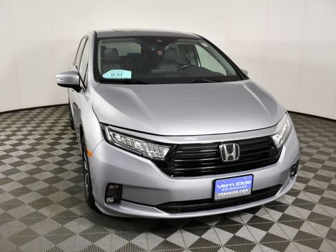 Certified 2023 Honda Odyssey EX-L image 3