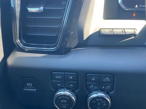 Used 2026 GMC Sierra 2500 AT4 w/ AT4 Premium Plus Package image 13