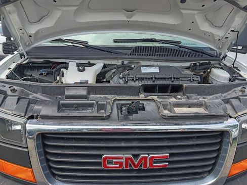 Used 2022 GMC Savana 3500 w/ Power Convenience Package RWD image 26
