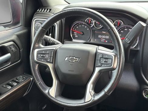 Used 2020 Chevrolet Silverado 1500 RST w/ Texas Edition AWD/4WD image 17