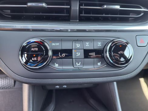 New 2025 Buick Envista Preferred w/ Convenience I Package image 12