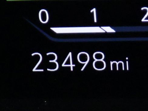 Used 2024 Cadillac Escalade V w/ LPO, ONYX Package image 25