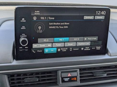 Used 2025 Honda Pilot EX-L image 26