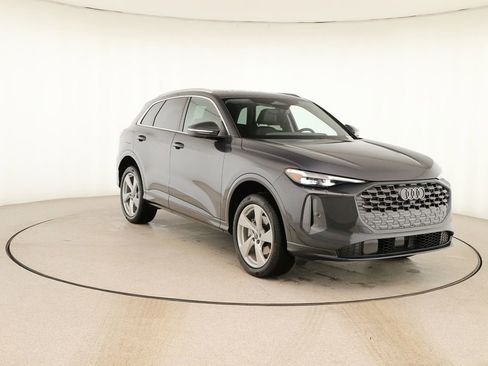 New 2025 Audi Q5 Premium Plus image 10