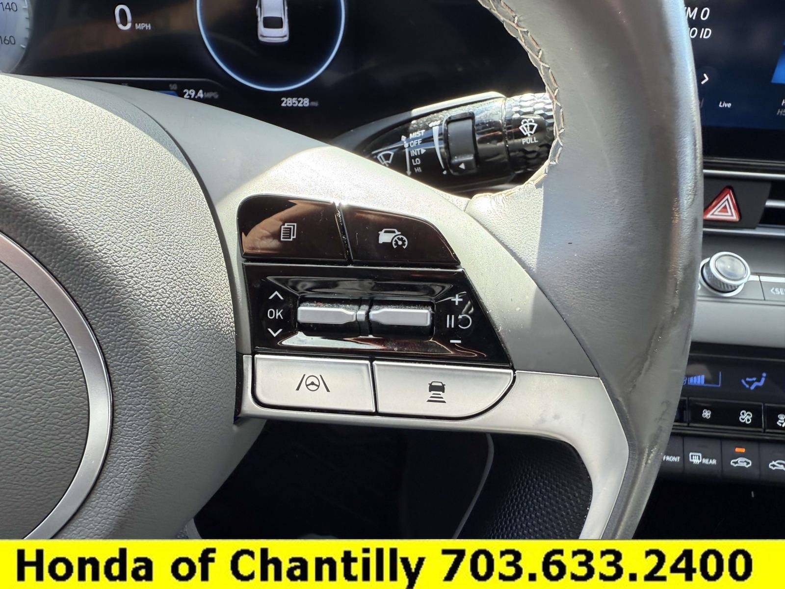 Used 2024 Hyundai Elantra SEL w/ Convenience Package FWD image 21