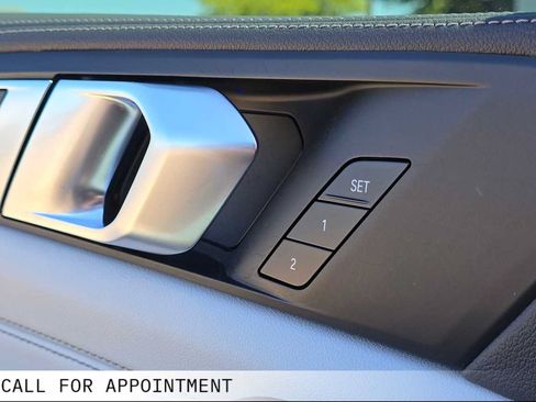 Used 2023 BMW X5 xDrive40i w/ M Sport Package AWD/4WD image 23