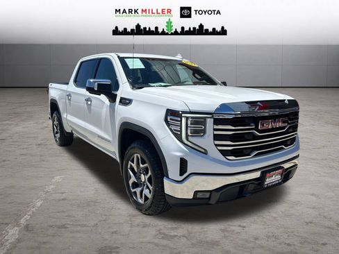 Used 2022 GMC Sierra 1500 SLT AWD/4WD image 8