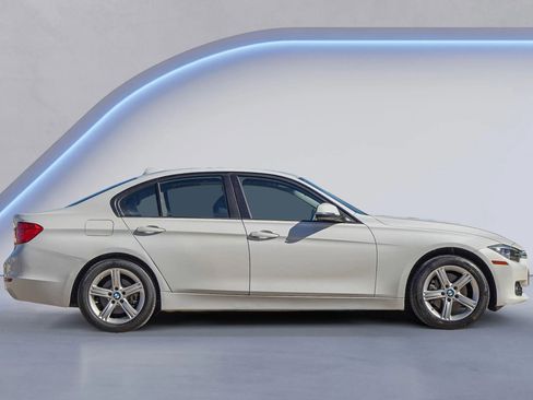 Used 2015 BMW 320i 320i Sedan 4D image 10