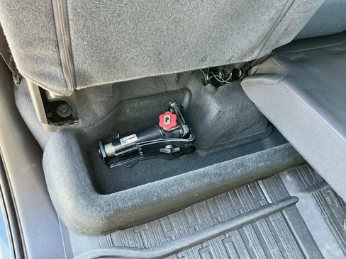 Used 2024 GMC Sierra 1500 Elevation w/ Elevation Premium Package image 26