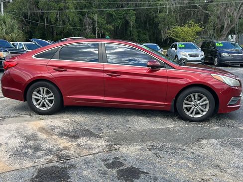 Used 2015 Hyundai Sonata SE FWD image 4