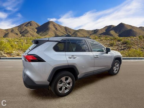 Used 2023 Toyota RAV4 XLE FWD image 3