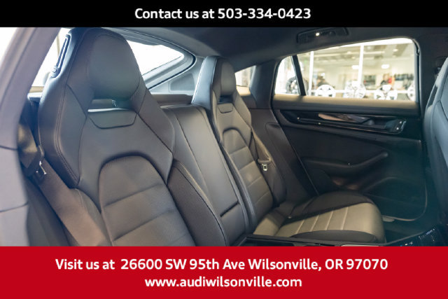Used 2025 Porsche Panamera 4 w/ Premium Package AWD/4WD image 32