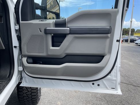 Used 2020 Ford F250 XLT w/ XLT Value Package AWD/4WD image 38