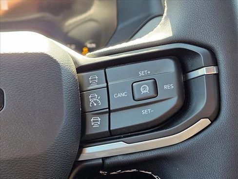 New 2026 Jeep Cherokee Limited image 17