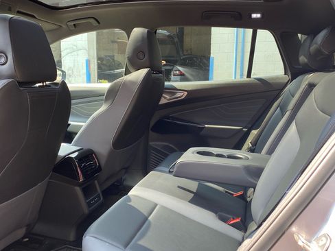 Certified 2023 Volkswagen ID.4 Pro S RWD image 17