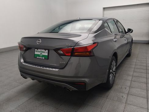 Used 2023 Nissan Altima 2.5 SV w/ SV Premium Package AWD/4WD image 9
