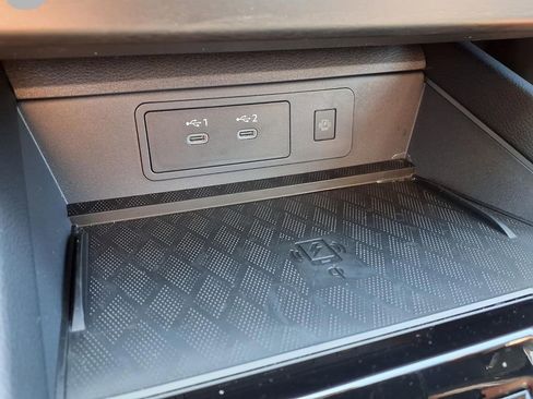 Used 2025 Nissan Murano SV image 10