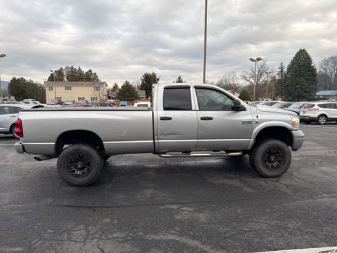 Used 2007 Dodge Ram 2500 Truck SLT image 6