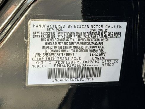 New 2026 Nissan Kicks SV image 25