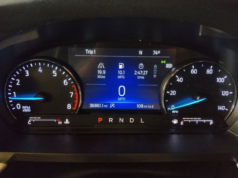 Used 2021 Ford Explorer XLT RWD image 23