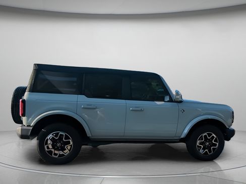 Certified 2024 Ford Bronco Outer Banks image 30