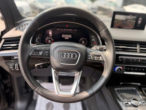 Used 2018 Audi Q7 3.0T Prestige w/ Prestige Package AWD/4WD image 18