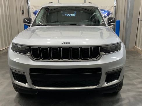 Used 2023 Jeep Grand Cherokee L Limited AWD/4WD image 5