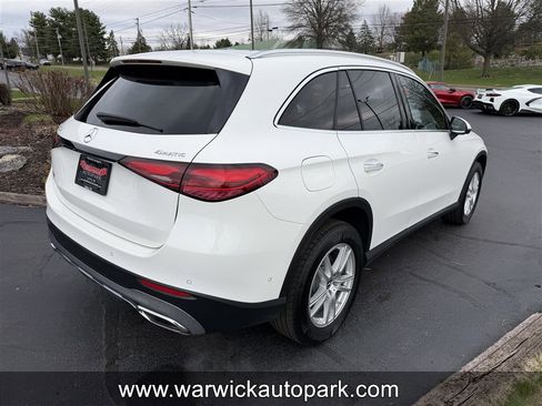 Used 2023 Mercedes-Benz GLC 300 4MATIC image 13