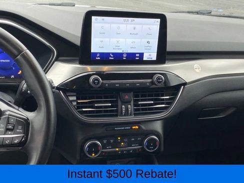 Used 2022 Ford Escape Titanium image 9