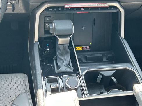 Certified 2025 Toyota Tundra Limited AWD/4WD image 22
