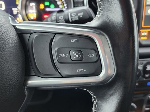 Used 2021 Jeep Wrangler Unlimited Sahara w/ Cold Weather Group image 36