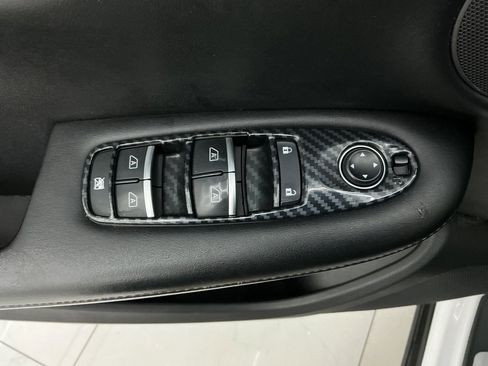 Used 2019 INFINITI QX50 Luxe FWD image 39