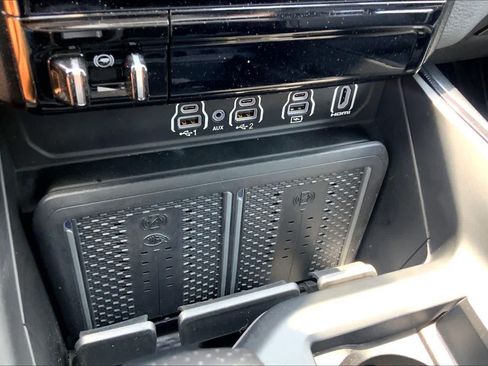 Used 2025 RAM 1500 Rebel w/ G/T Package AWD/4WD image 31